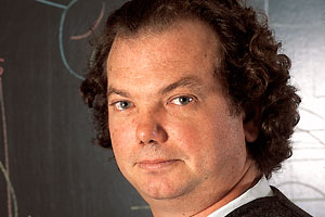 © CNRS Photothèque / R. Lamoureux Portrait of Jean-Christophe Yoccoz