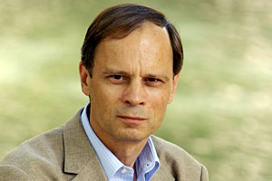 © CNRS Photothèque / Christophe Lebedinsky Portrait of Jean Tirole