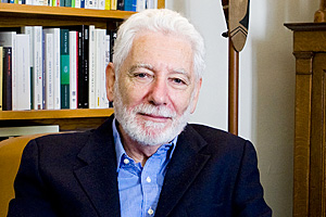 © CNRS Photothèque / Céline Anaya-Gautier Portrait of Philippe Descola
